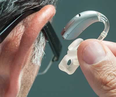 La mission Rist veut confier l'optique, l'audioprothèse et le transport programmé aux complémentaires